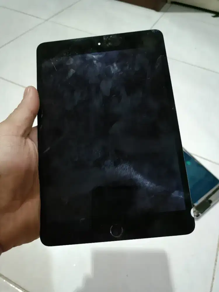 LCD Ipad mini 4 Original cabutan normal bisa tes di tempat!!