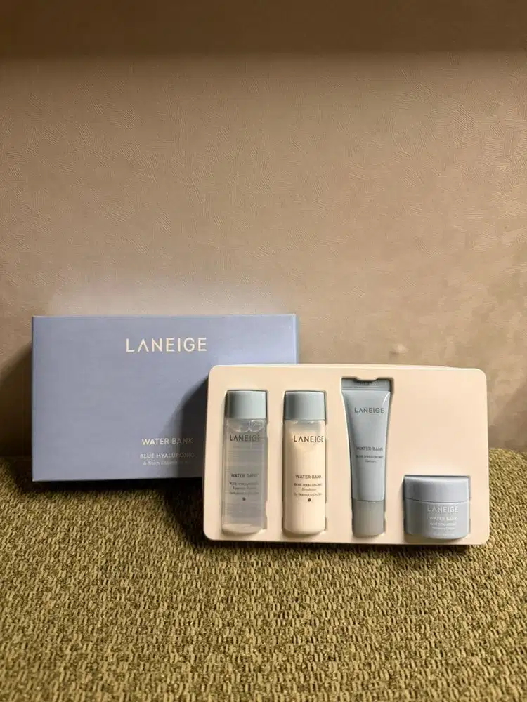 Laneige Water bank Blue Hyaluronic Essential kit