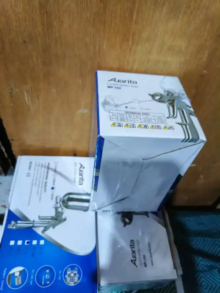 Spray gun merk auarita f3 & mp 102