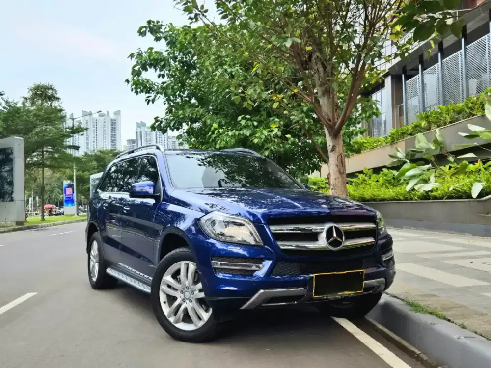 GLS400 AMG 2017 BIRU KM RENDAH PRIBADI CASH