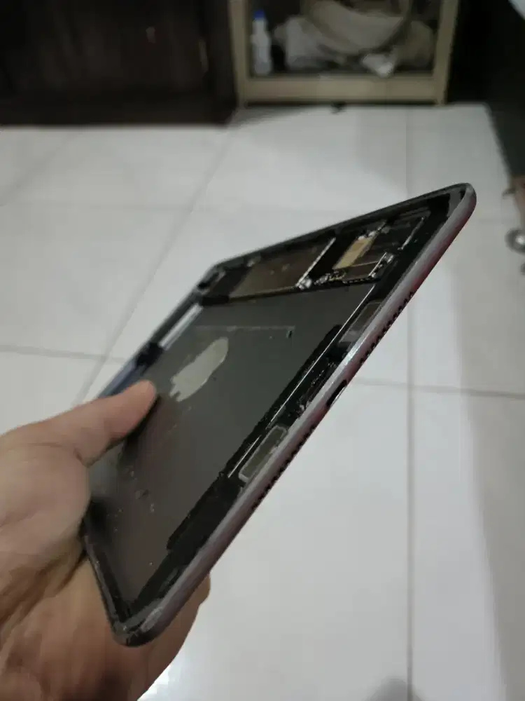 Housing dan mesin Ipad mini 4 Original (matot)