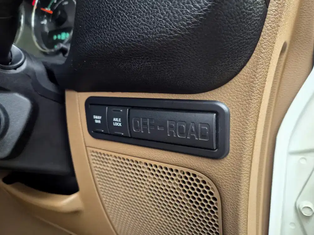 Jeep Rubicon 3.6 PENTASTAR 2015 AXLE LOCK SWAY BAR PRIBADI CASH
