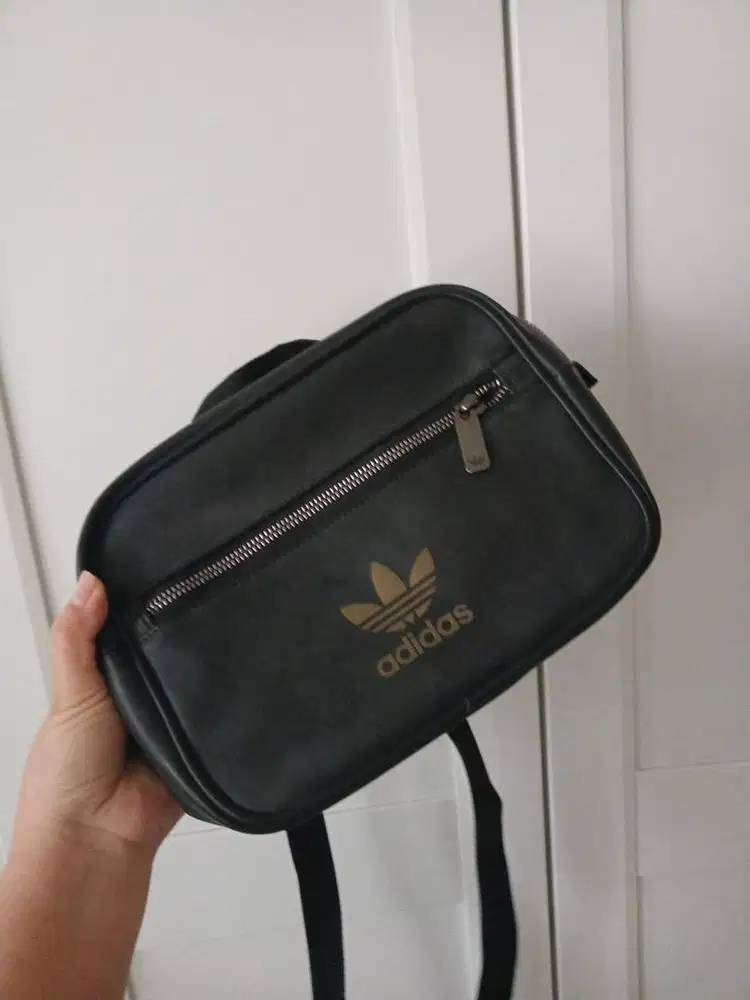 Tas selempang ADIDAS hitam unisex