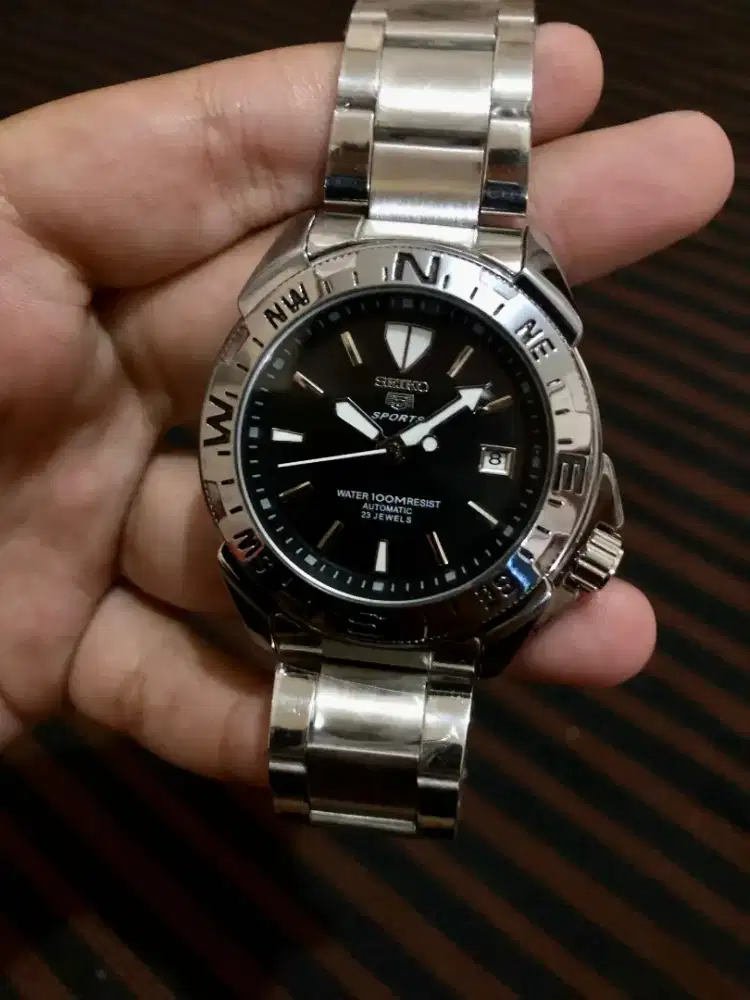 SEIKO 5 SPORTS AUTOMATIC