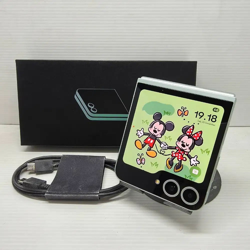 READY STOCK! SAMSUNG GALAXY Z FLIP 6 5G 12/256 GREEN FULLSET  NO MINUS