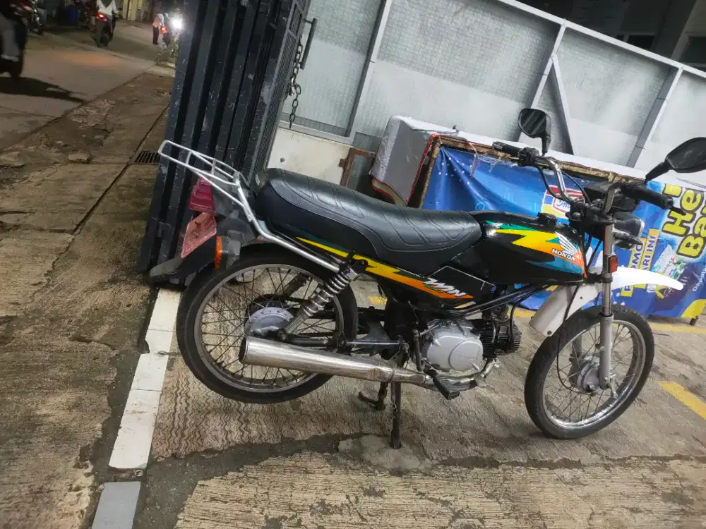 Honda win 2005 mesin haluss dikranji Bekasi barat