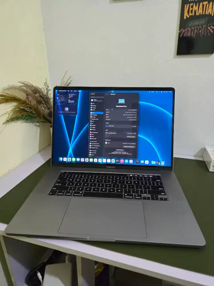Macbook pro 2019 16 inch i7 16gb/512gb