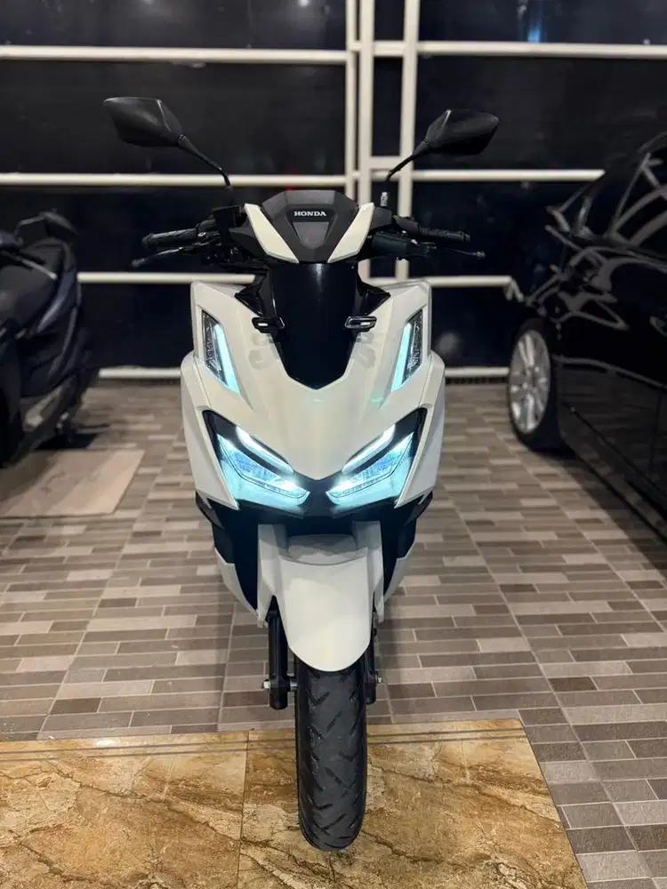 KM 200‼️ Honda Vario 160 CBS PLUS KEYLESS TH 2025 PJK MEI 2026 Putih