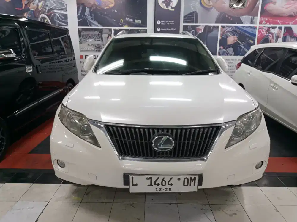 TOYOTA LEXUS RX 270 AT 2011 PUTIH