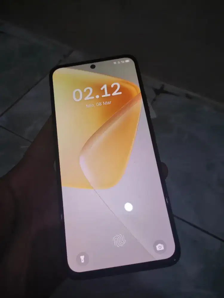 Infinix Hot 50 Pro 5G NFC 8+8/256 no minus mulus like new.