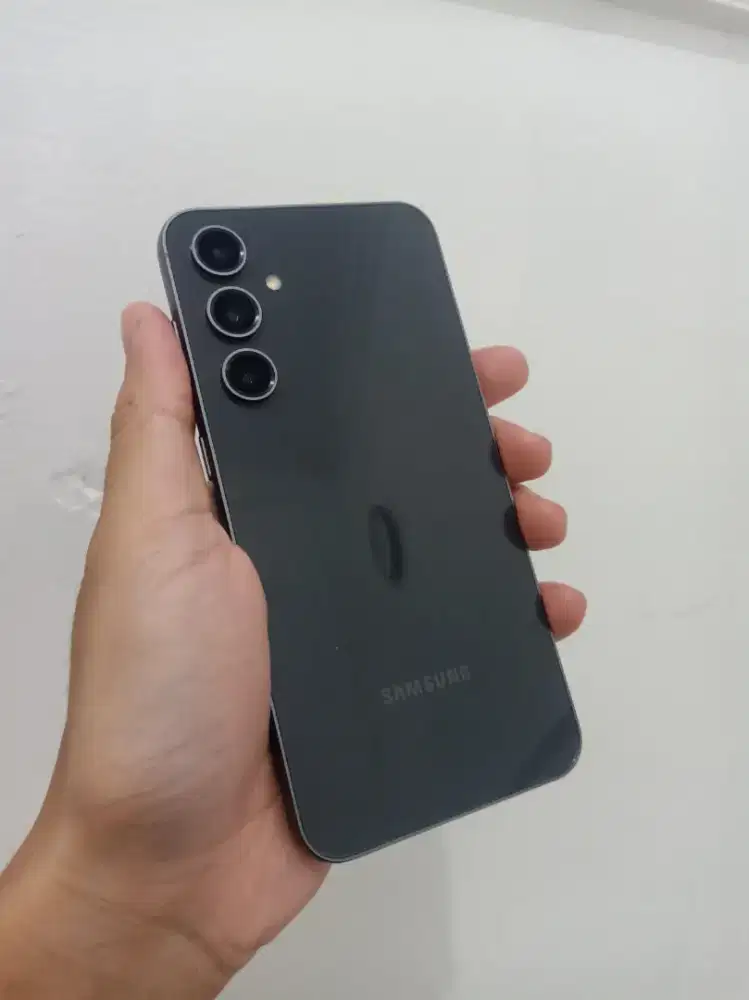 Samsung S23 Fe 8/128 Graphite Black Garansi Resmi Indonesia