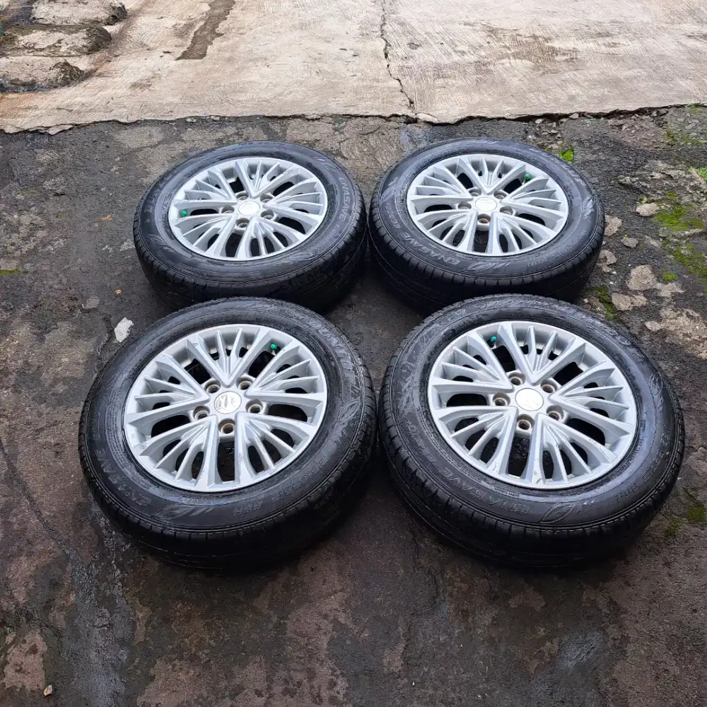 Velg ertiga original ring 15 bisa buat gran max luxio cary tayo