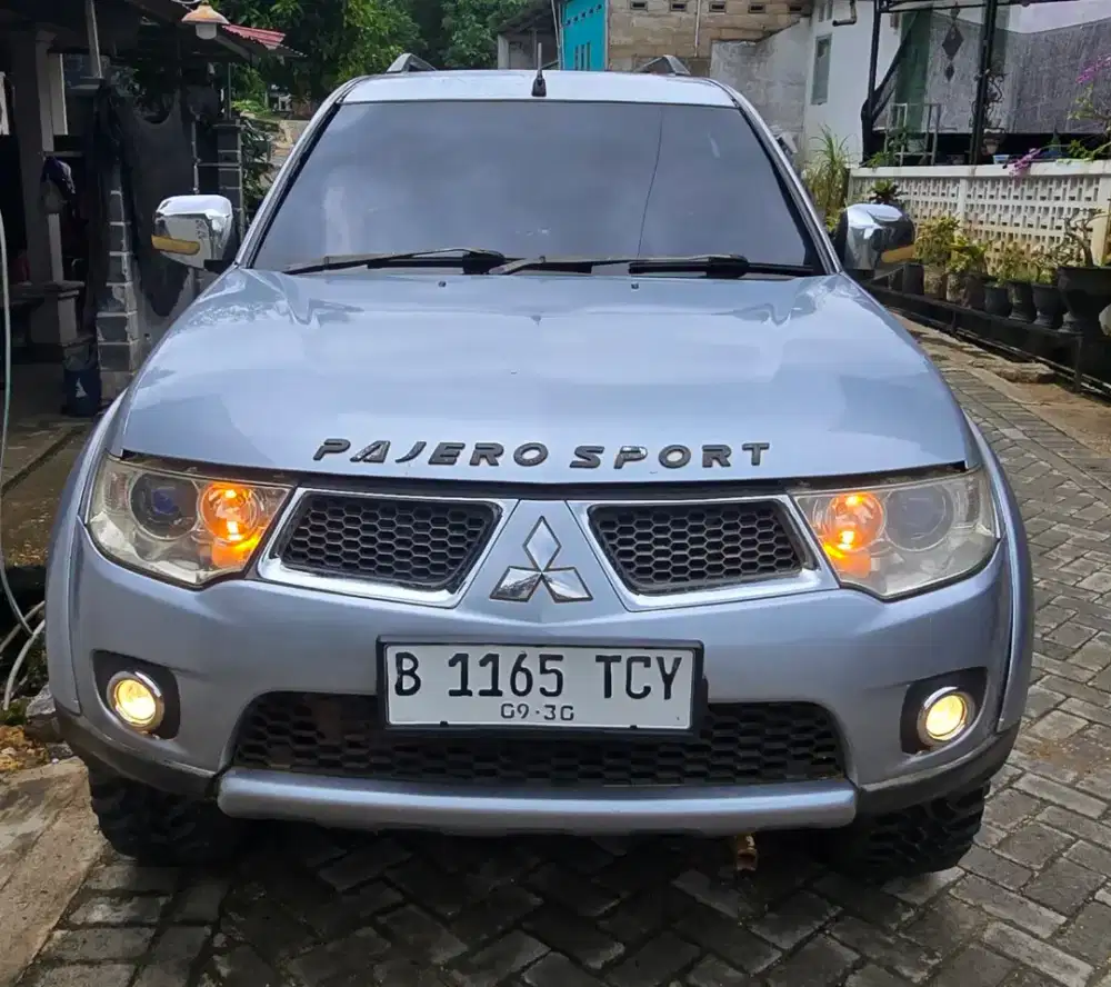 Pajero sport GLX 4x4 thn 2010