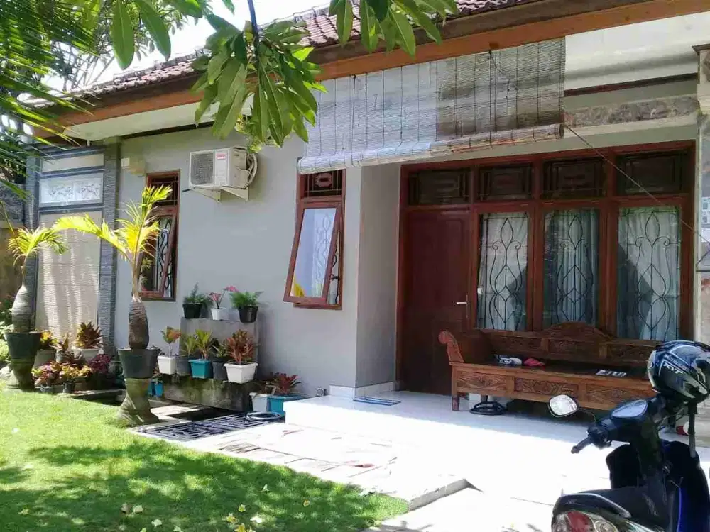 House in Sanur Bali can walk to the beach