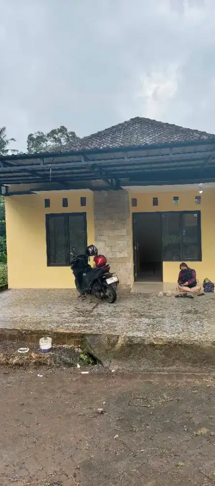 RUMAH ASRI GUNUNGPATI TANPA PERANTARA