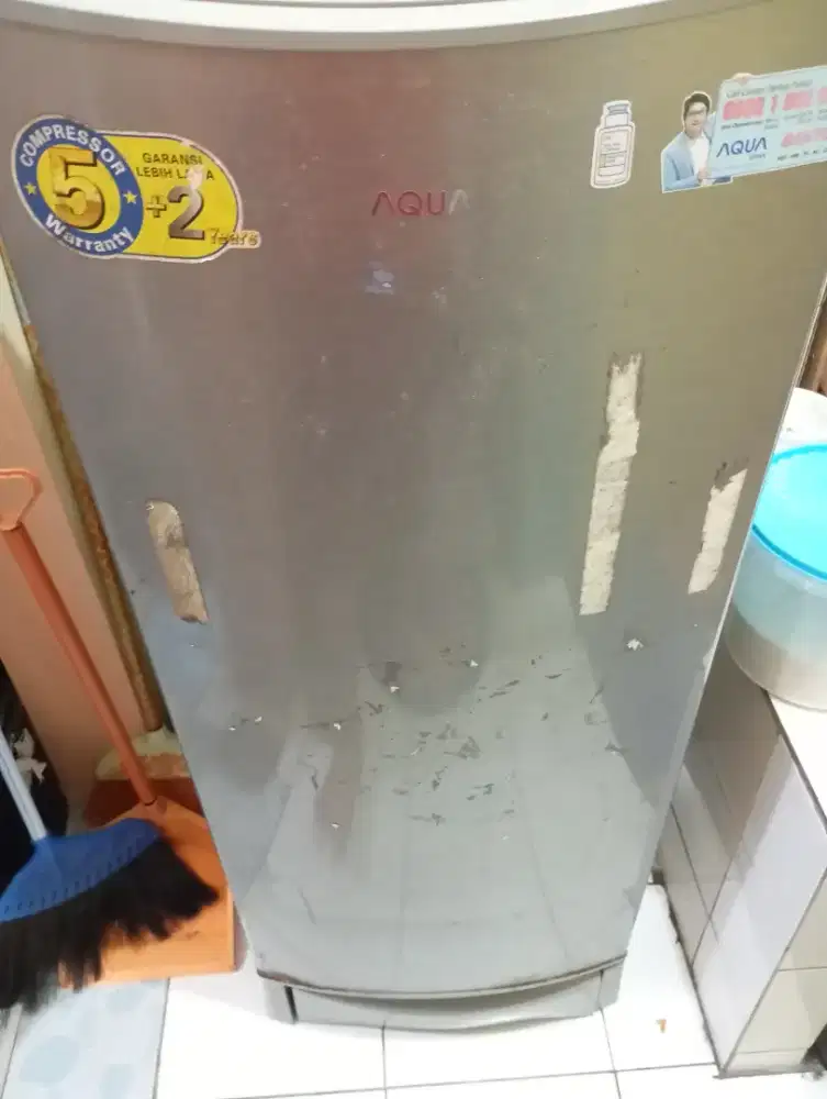 Jual kulkas merk Aqua