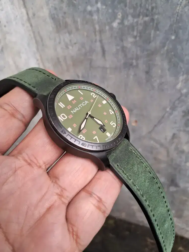 NAUTICA WATCH A11108G MILITARY GREEN DIAL