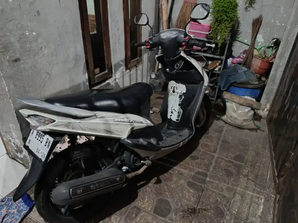 MIO SPORTY ISTIMEWA TANGAN PERTAMA