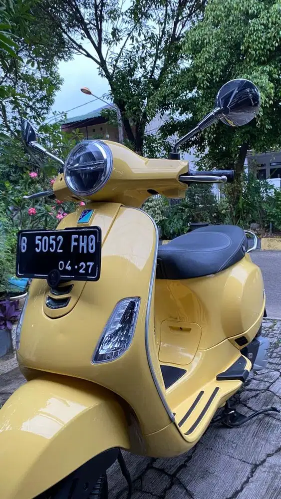 VESPA LX 125 I-GET THN 2022 YELLOW LIME