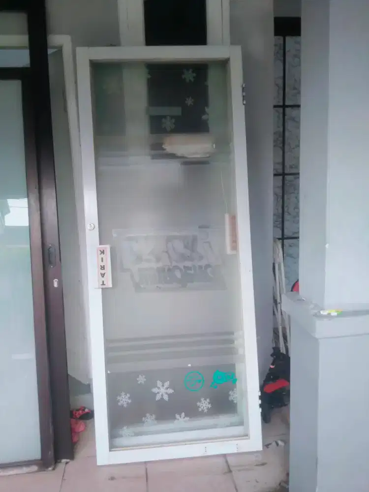 Pintu kaca aluminium bekas Masi bagus 84cm x 210cm