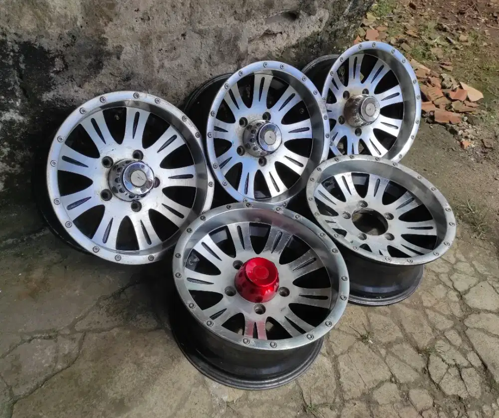 Velg Suzuki jimny katana sierra escudo sidekick vitara feroza taft