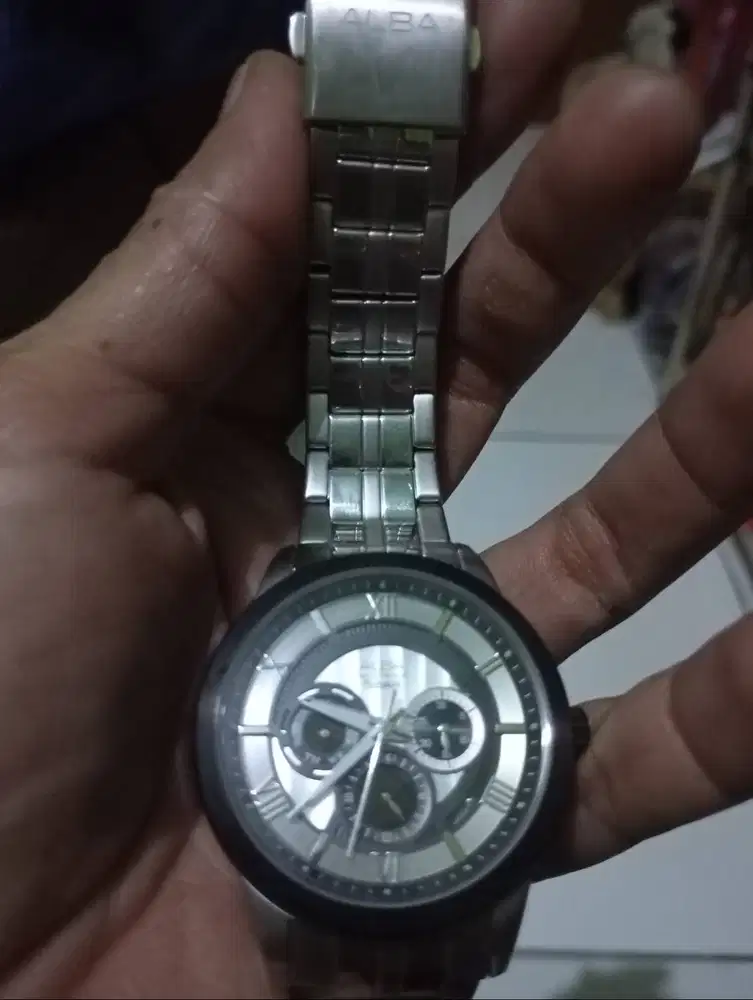 Jam Tangan Merek Alba