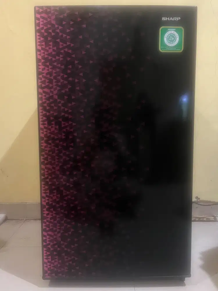 Lemari Es / Kulkas sharp 1 pintu