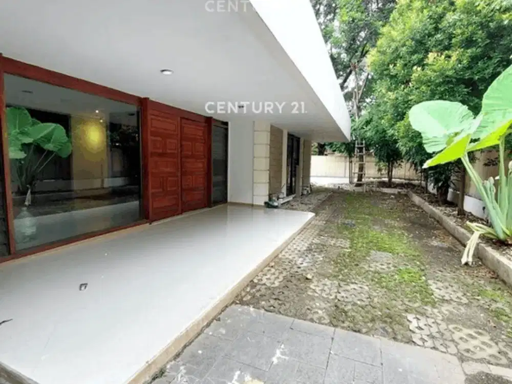 Rumah Luas Gandaria Utara LT 655 Harga Menarik