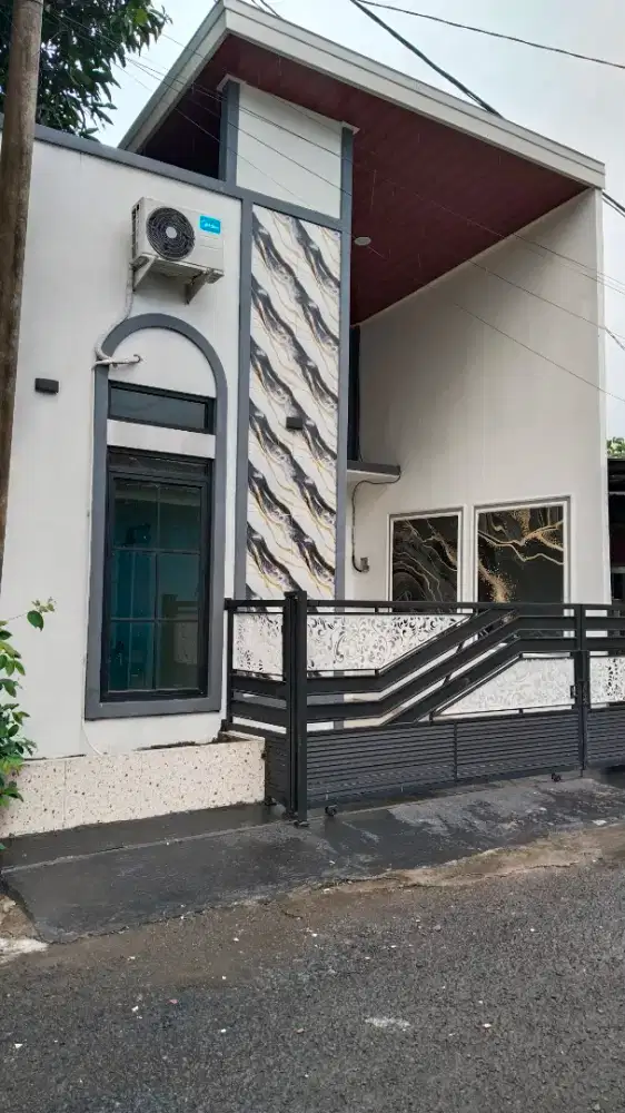 Dijual Rumah Cantik dan Siap Huni di Citra Indah City