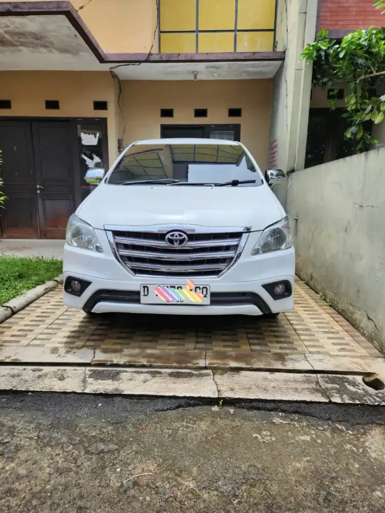 Toyota Kijang Innova 2015 Manual Bensin