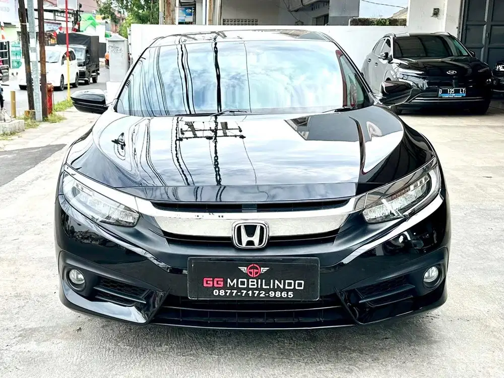 Honda Civic 1.5 TC ES CVT Automatic Th 2018