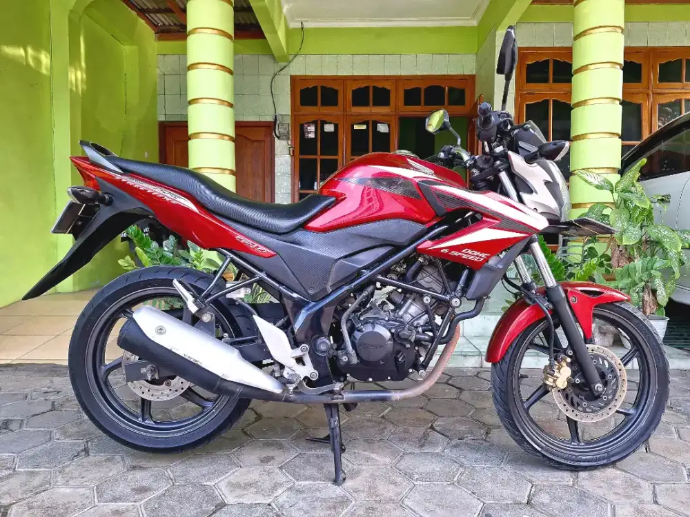 CB 150R 2014 Pajak Panjang full orisinil rawatan pribadi