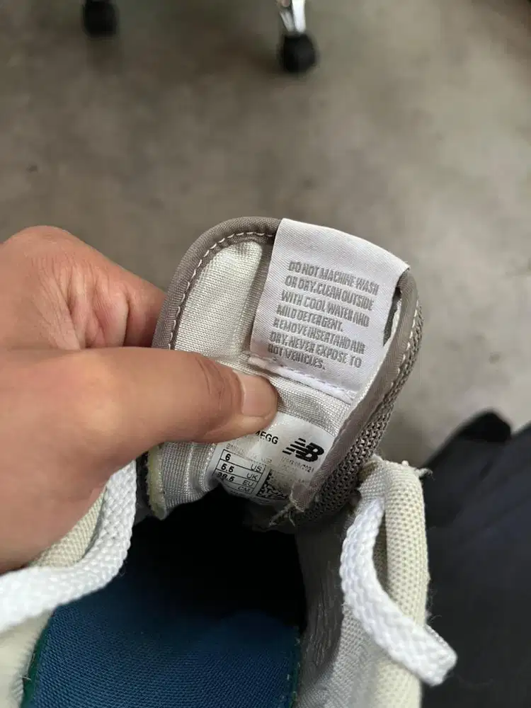 Jual sepatu new balance second ori