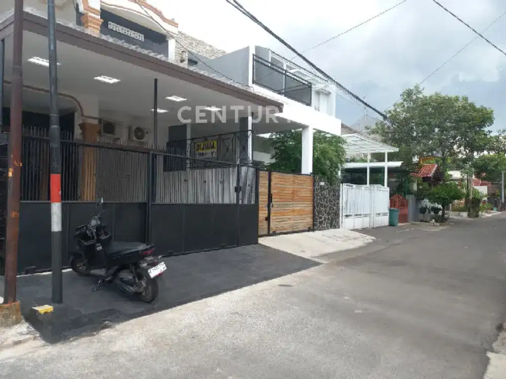 Rumah Baru 2,5 Lantai Akses Tol Becakayu Kalimang Pondok Kelapa