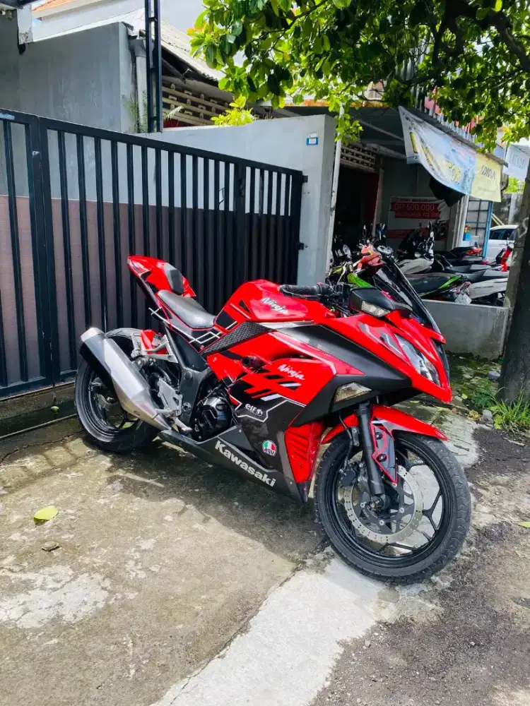 Ninja 250 mulus variasi low km Deva motor