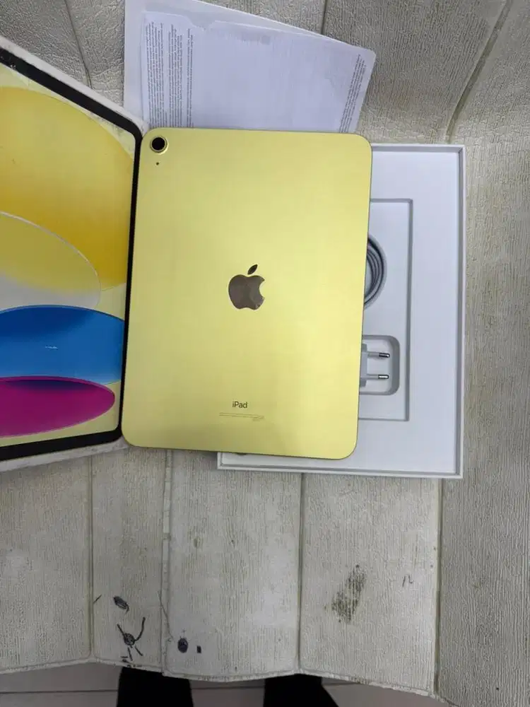 IPAD 10 64Gb wifi resmi ibox second like new