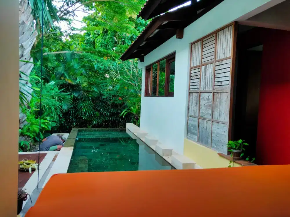 Disewakan Bulanan Dan Tahunan Villa Tropis Suasana Ubud Fully Furnished di Jimbaran.