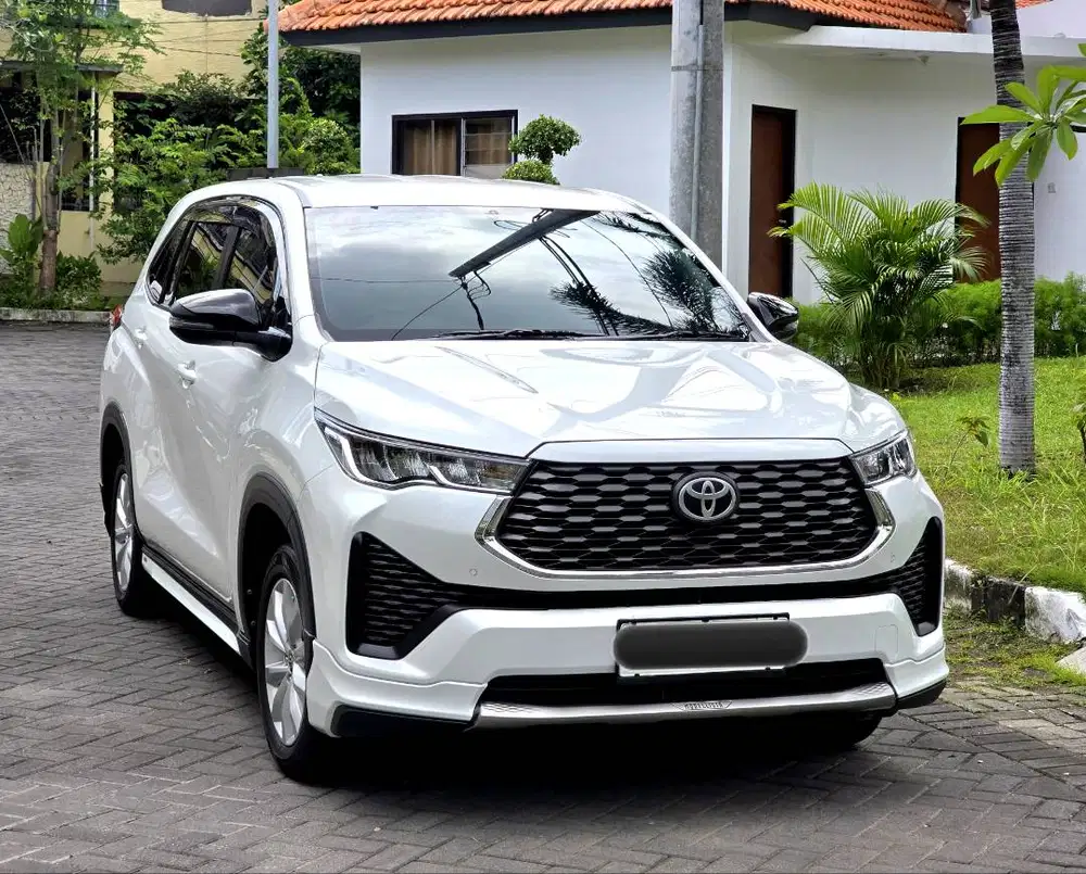 [KM 20 RB] TOYOTA INNOVA ZENIX V BENSIN MATIC WARNA PUTIH 2023