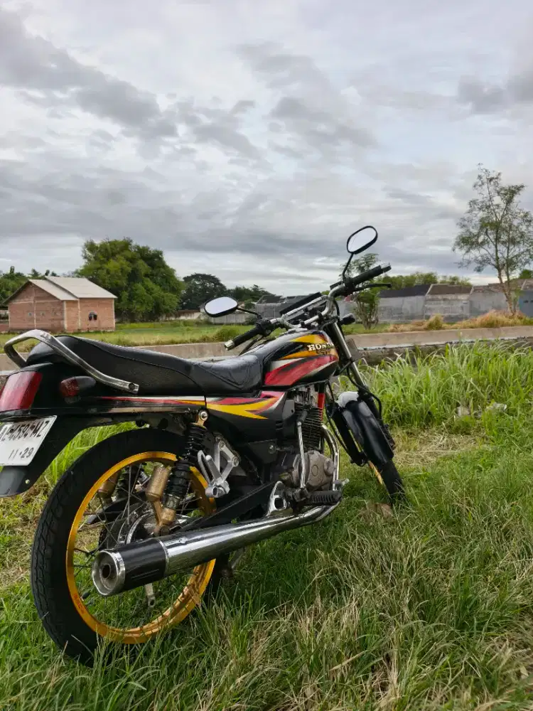 Dijual Honda GL Max