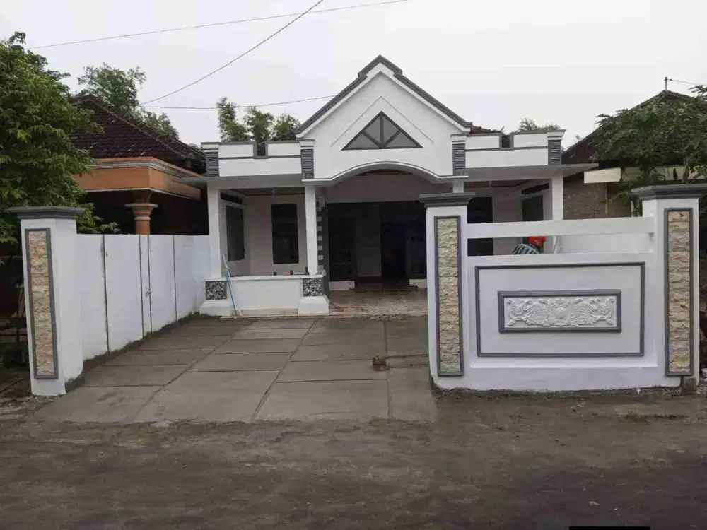 RUMAH CANTIK BEKONANG KLUMPRIT MOJOLABAN