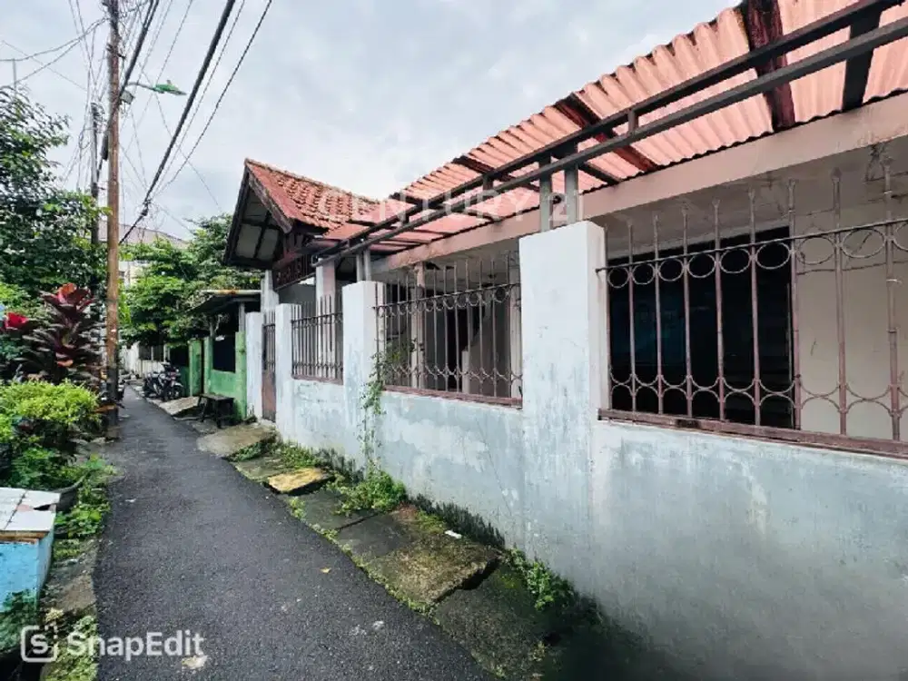 Rumah Tua Murah Hitung Tanah 9,5x16,7m Dekat Mardani Raya Jakpus