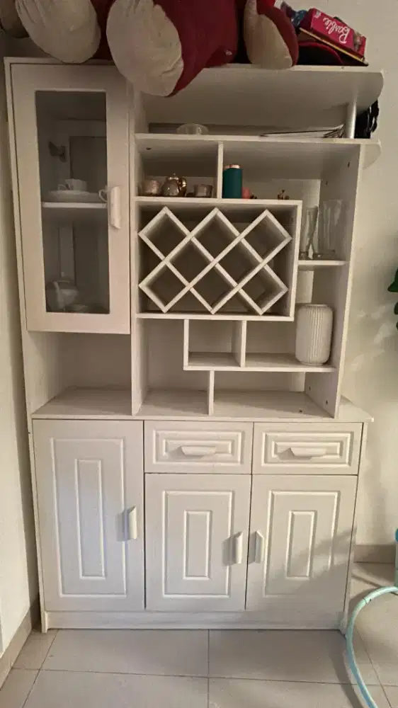 lemari buppet kondisi baik