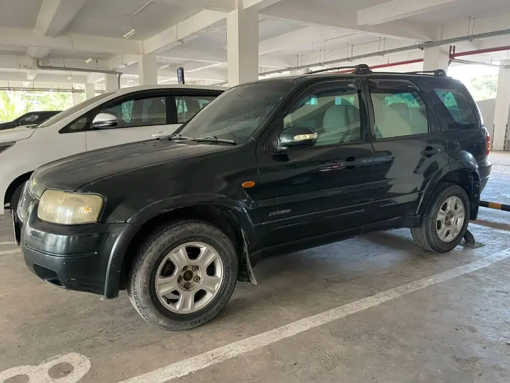 Dijual ford Escape 2.0 Manual 2003