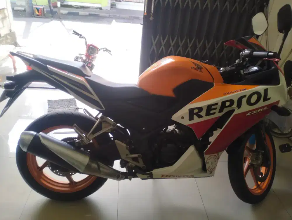 CBR Repsol 2015 Low KM bisa tukar tambah