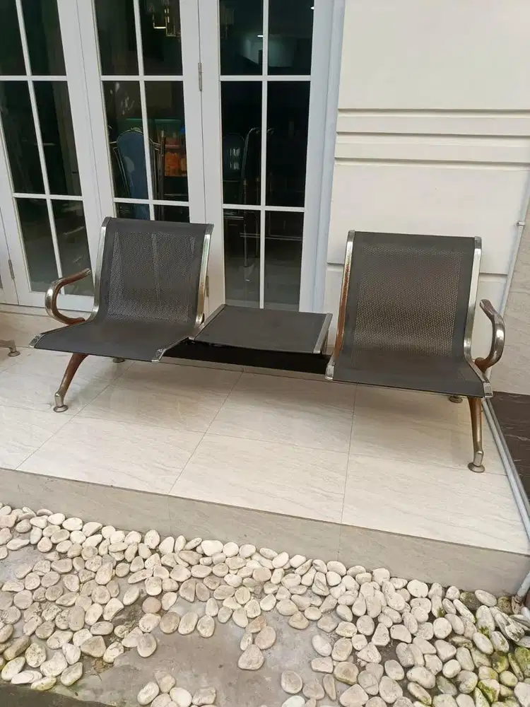 Bangku Airport + meja (INFORMA)