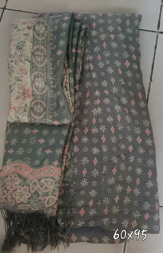Preloved dress kebaya & pasmina bahan sutr