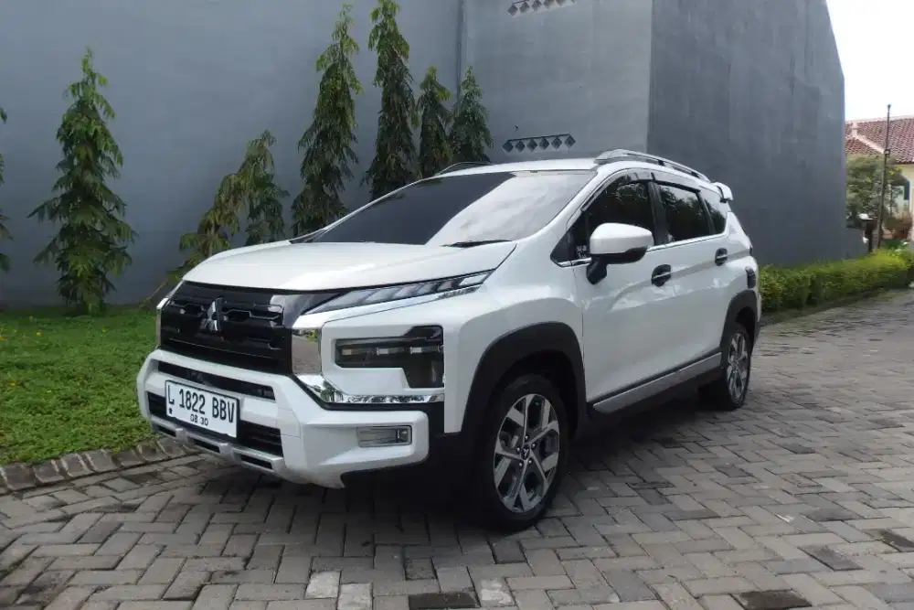 Xpander cross 2022 AT Km 23rb