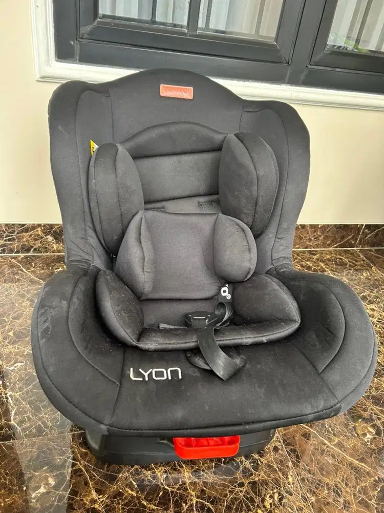 Preloved Car Seat Pliko