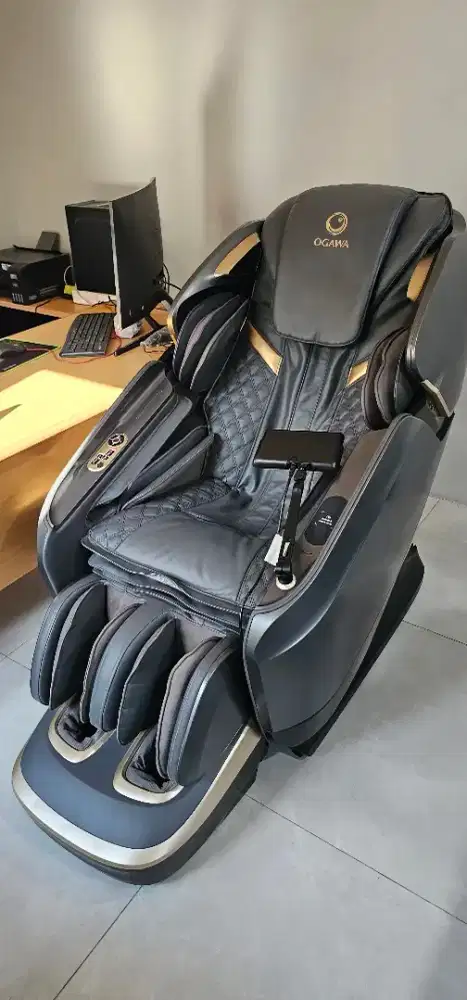 Kursi Pijat OGAWA MAESTRO