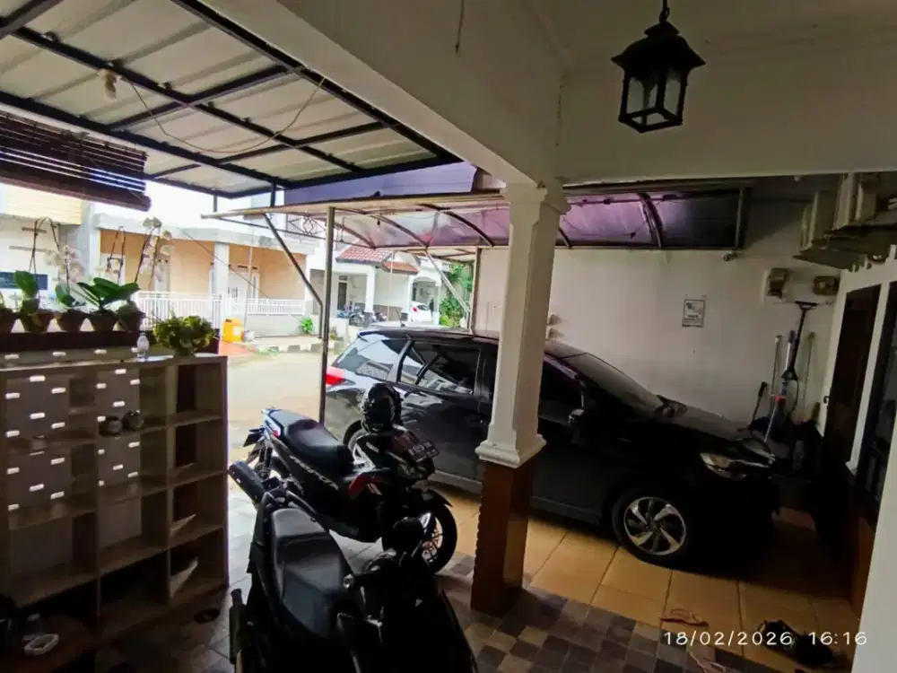 Rumah lokasi strategis perumahan mutiara depok